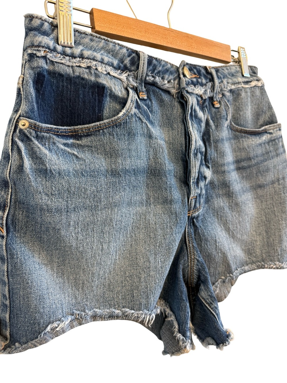 Good American Size 10/30 High Rise Denim Shorts Raw Hem Button Fly - Picture 2 of 9